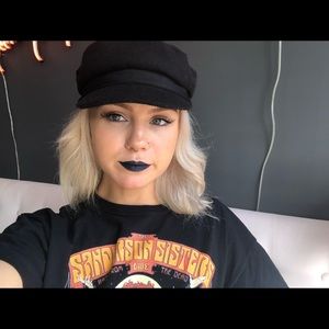 Meet your Posher, Noelle